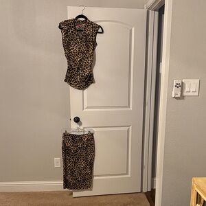 Vince Camuto Leopard Print Midi Skirt Set - Brown & Black
